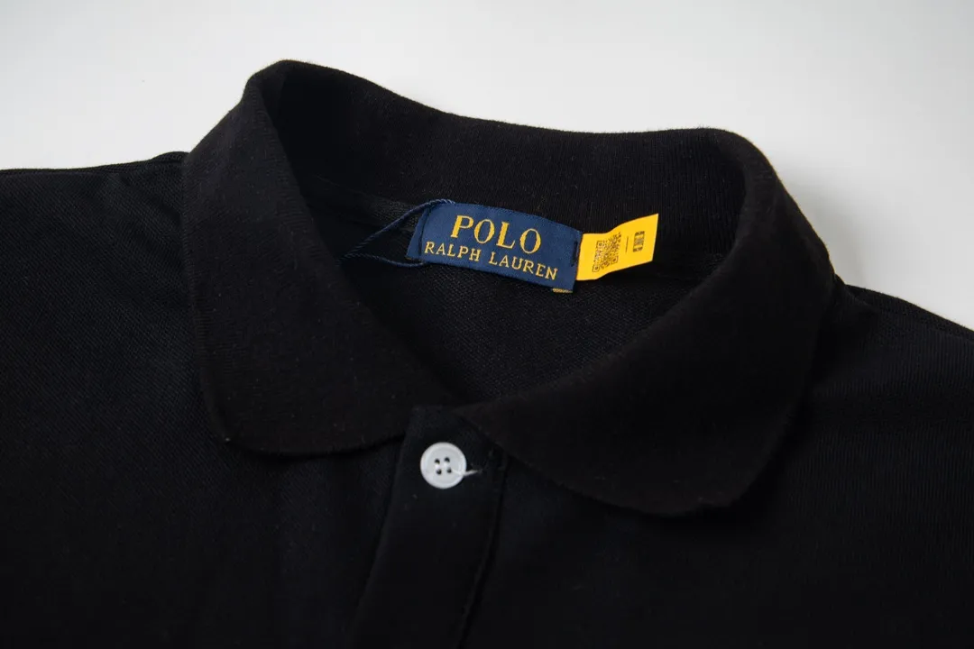P150 Model No. Y779 Ralph Lauren/Ralph Lauren Basic pony embroidered logo short sleeves Three needles and five threads Men's and women's piqué cotton fabric Easier to wear, more comfortable and less bulky than ordinary fabrics Customized thread weaving and dyeing Classic pony embroidery Logo Cross stitching details on the neckline Three needles and five threads all over The whole body is made of three needles and five threads Complete accessories make it a trendy style Easy to control and match at will Full of design, a simple must-have! Color: Black White Navy Gray Size: S-XL